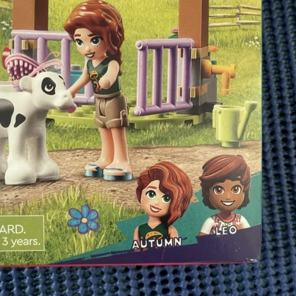 Lego Friends Autumn's Baby Cow Shed 79 pcs.    713‎